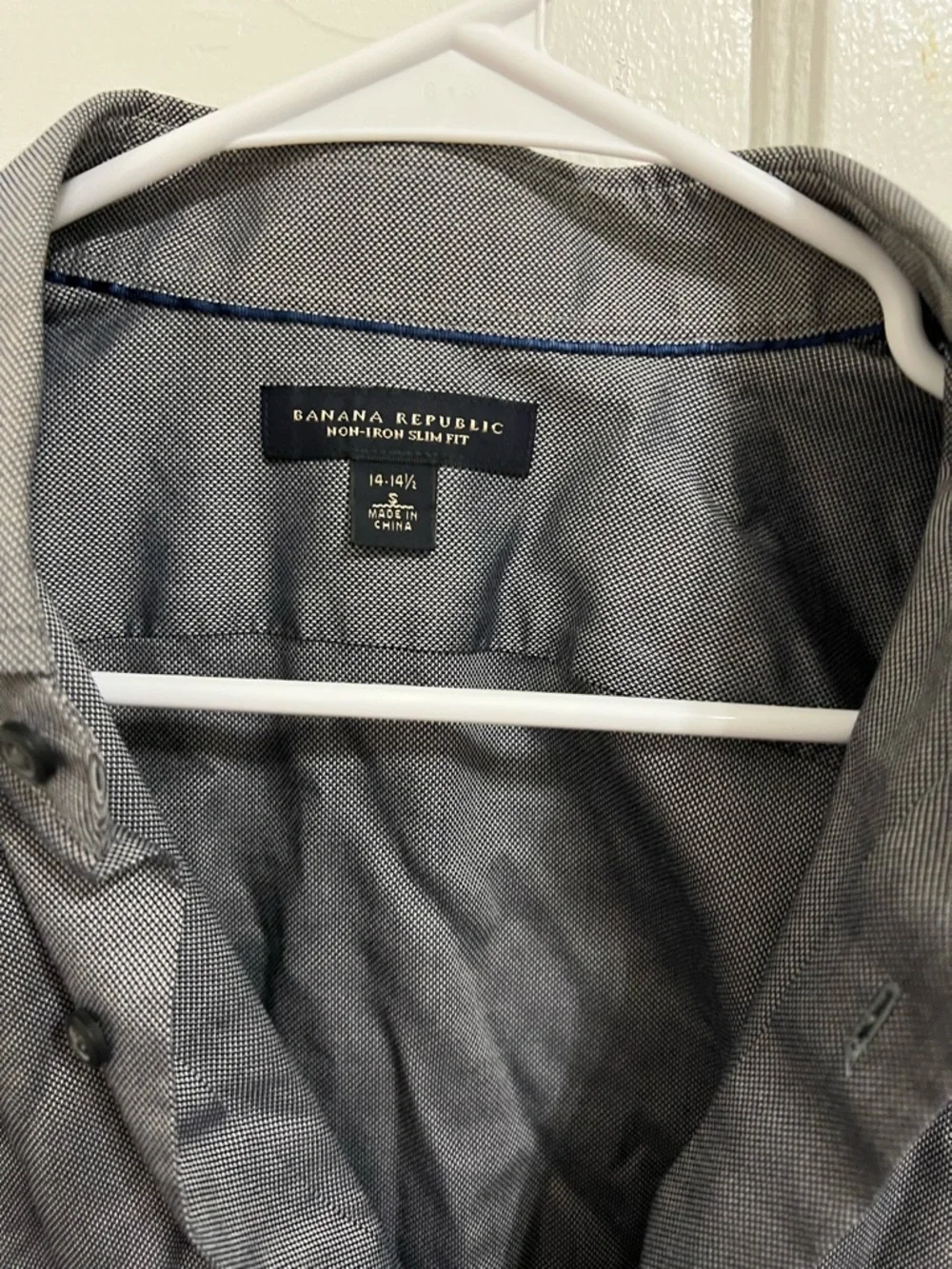 Banana Republic lightweight banana
